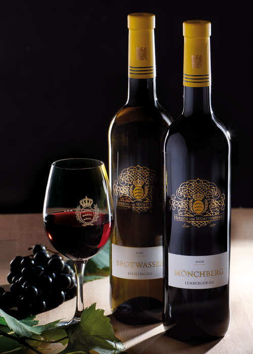 text weingut weinflaschen text weingut weinflaschen